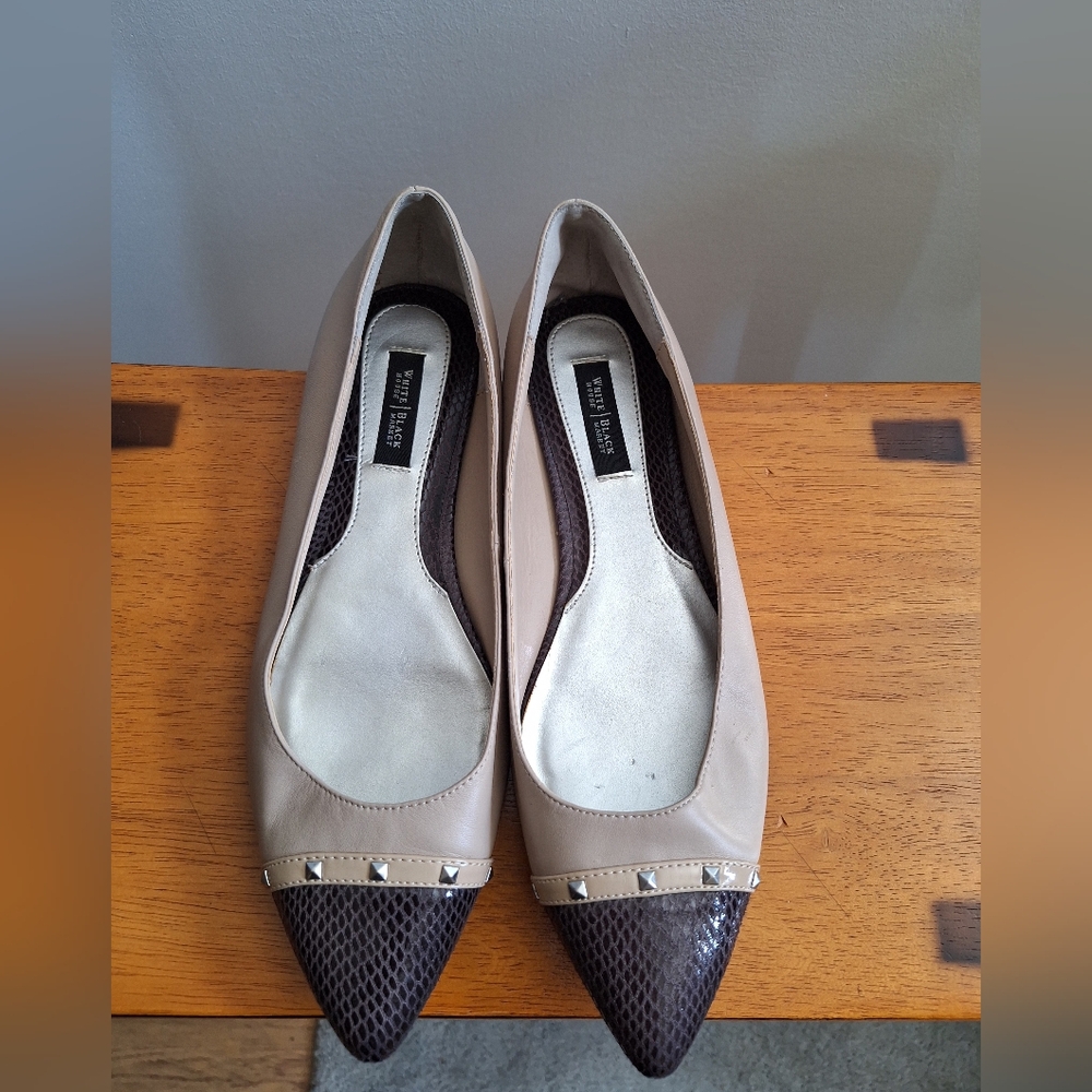 White House Black Market: Elegant pointed-toe ballet flats. Size 8.5M - Picture 3 of 10